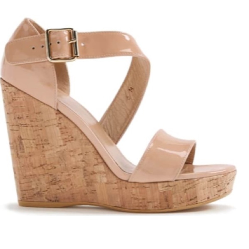 Stuart Weitzman Patent Leather Wedge SZ 7.5 Nude.